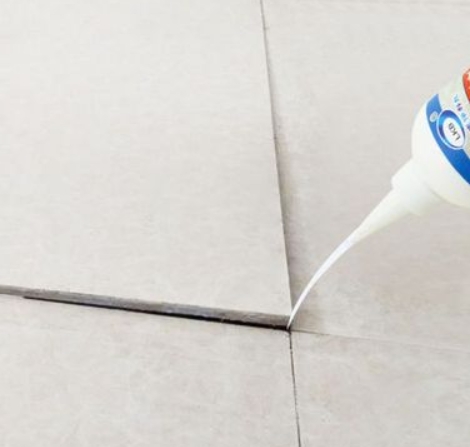 临桂瓷砖空鼓维修公司分享卫生间瓷砖脱落的原因可能有以下几点